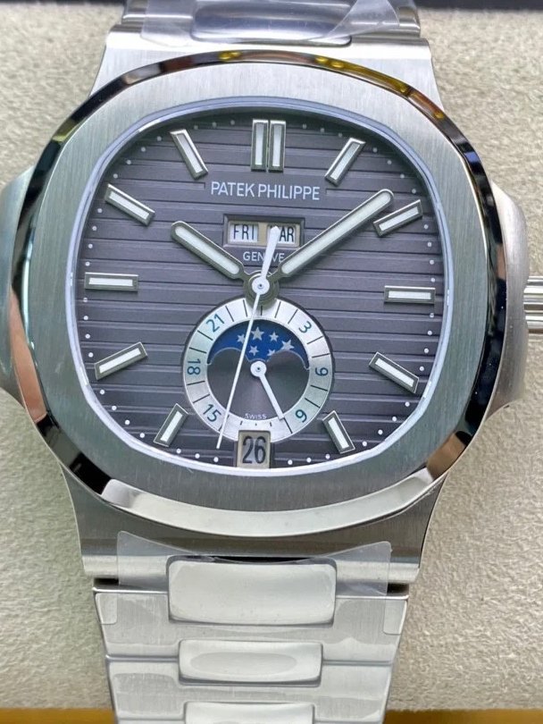 01-2.jpg 1:1 Superclone Patek Philippe Nautilus Annual Calendar 5726 - Image 1