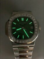 Patek Philippe Nautilus 5711 904L Steel 2023 Updated Mirror – Green Dial(1:1Super Clone) - Image 11