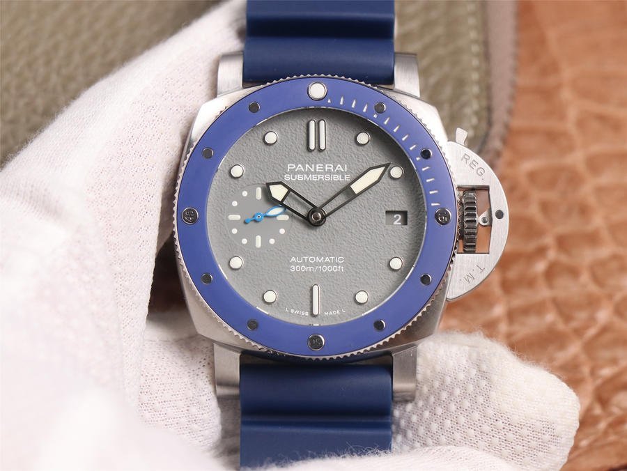 4d39d6_3309c20fb8e14d4cbe372e7f34a5fae5mv2.jpg Panerai Luminor Submersible PAM 959- 1:1 Superclone - Image 1