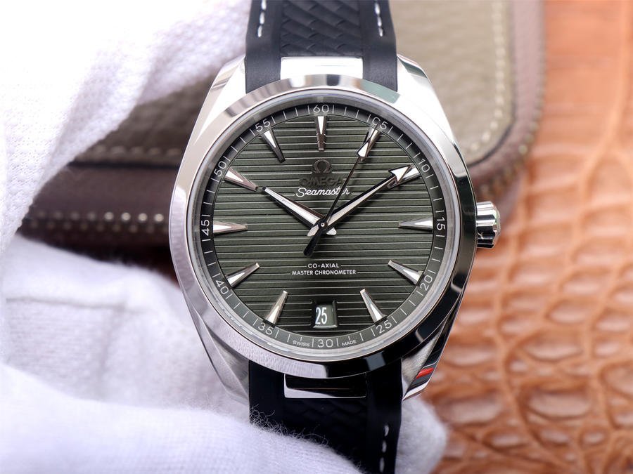 4d39d6_ba8591fbaf7e4545b7437146dc8cdc56mv2.jpg Omega Seamaster Aqua Terra Co-Axial SPECTRE – 1:1 Superclone - Image 1