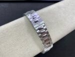 Patek Philippe Nautilus 5711 diamond-studded - Image 9